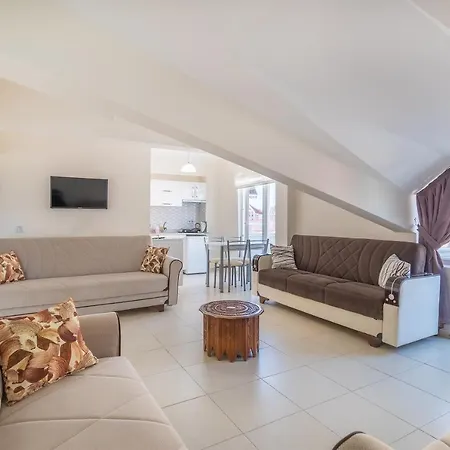 Apartment Near To Center And